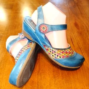 SPRINGSTEP L'Artiste Amour Slingback Velcro Close Tiny Hearts Teal Sandals 8.5